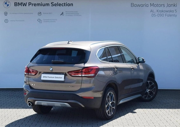 BMW X1 cena 119900 przebieg: 56380, rok produkcji 2019 z Ćmielów małe 137